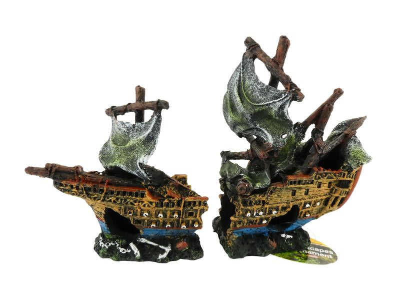 GALLEON SHIPWRECK 3 MASTS 24CM